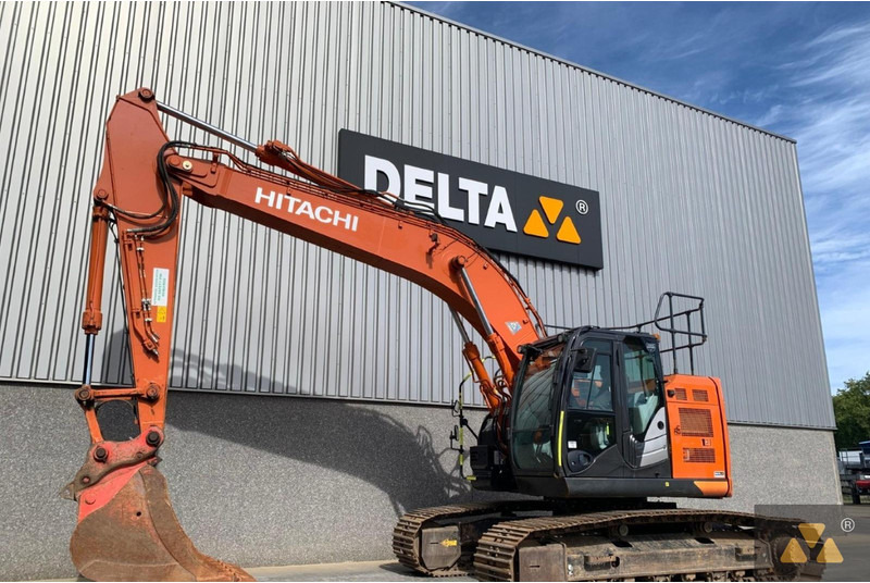 Hitachi ZX225USLC-6 - حفار زحاف: صورة 3 Hitachi ZX225USLC-6 - حفار زحاف: صورة 3