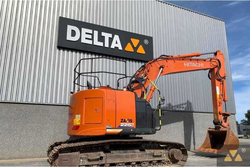 Hitachi ZX225USLC-6 - حفار زحاف: صورة 5 Hitachi ZX225USLC-6 - حفار زحاف: صورة 5