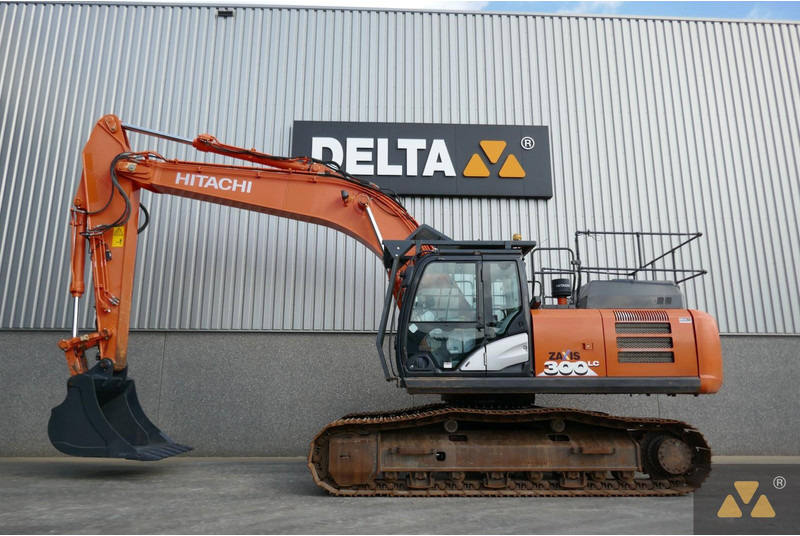 Hitachi ZX300LC-6 - حفار زحاف: صورة 1 Hitachi ZX300LC-6 - حفار زحاف: صورة 1