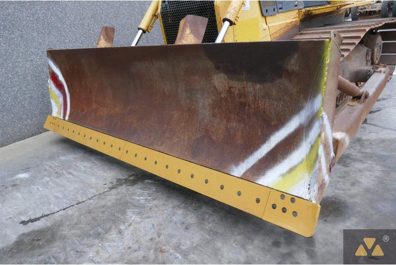 جرافة Komatsu D65PX-15EO: صورة 6