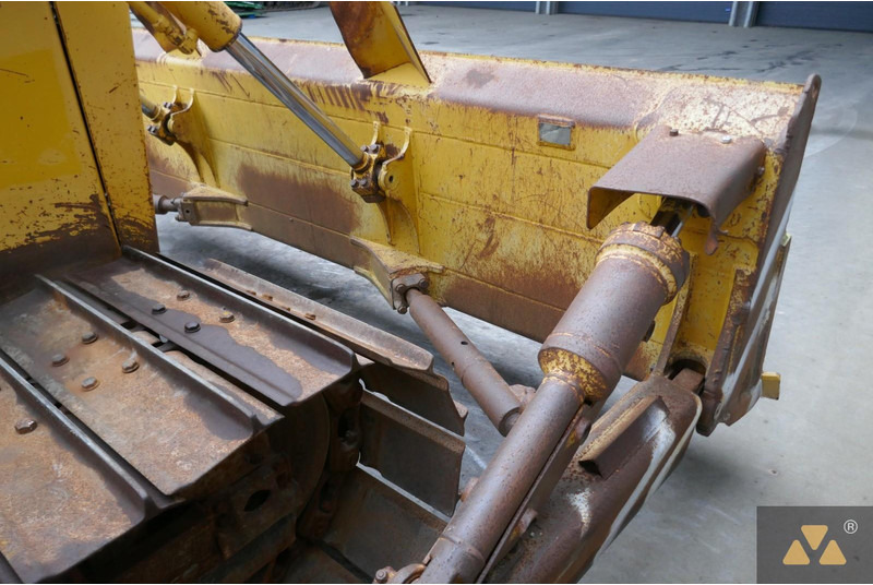 جرافة Komatsu D65PX-15EO: صورة 11