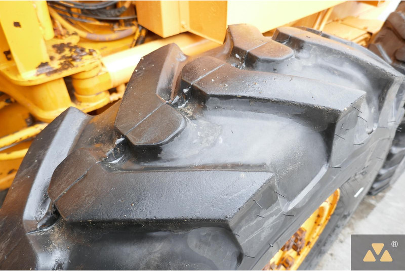 ممهدة Mitsubishi MG300: صورة 17 ممهدة Mitsubishi MG300: صورة 17