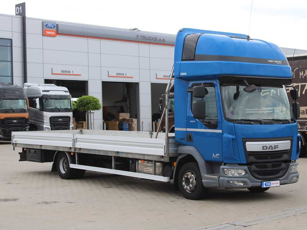 DAF LF 260, SLEEPING CABIN, EURO 6, PNEU 80% - شاحنات مسطحة: صورة 2 DAF LF 260, SLEEPING CABIN, EURO 6, PNEU 80% - شاحنات مسطحة: صورة 2