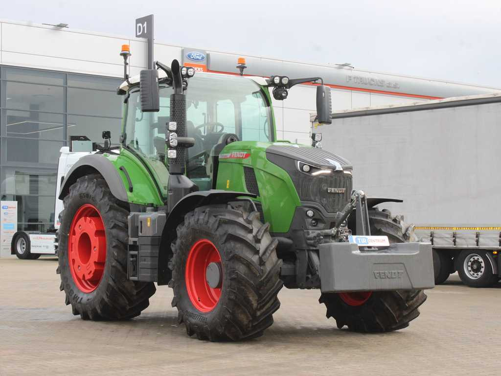 Fendt 724 G7, NAVIGATION - جرار: صورة 4 Fendt 724 G7, NAVIGATION - جرار: صورة 4