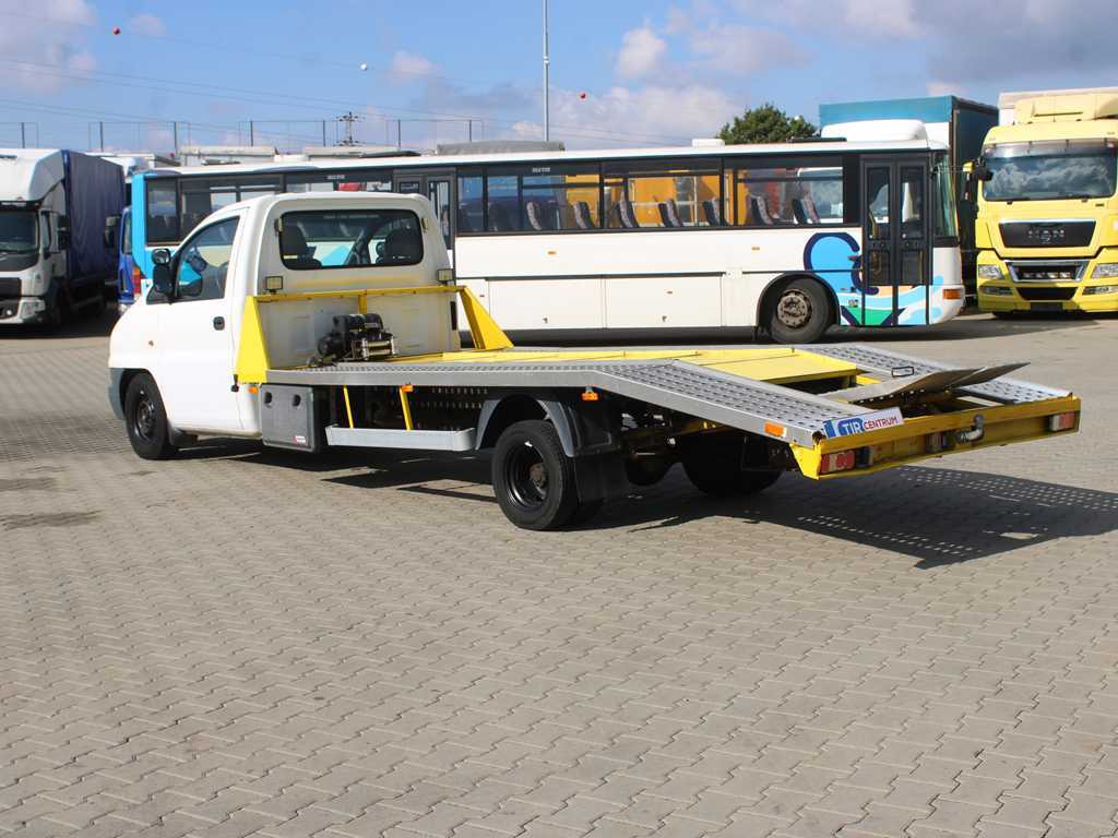 Hyundai H1 TRUCK, EURO 3, DRIVEWAYS, WINCH, TIRES 90% - شاحنة سحب: صورة 5 Hyundai H1 TRUCK, EURO 3, DRIVEWAYS, WINCH, TIRES 90% - شاحنة سحب: صورة 5