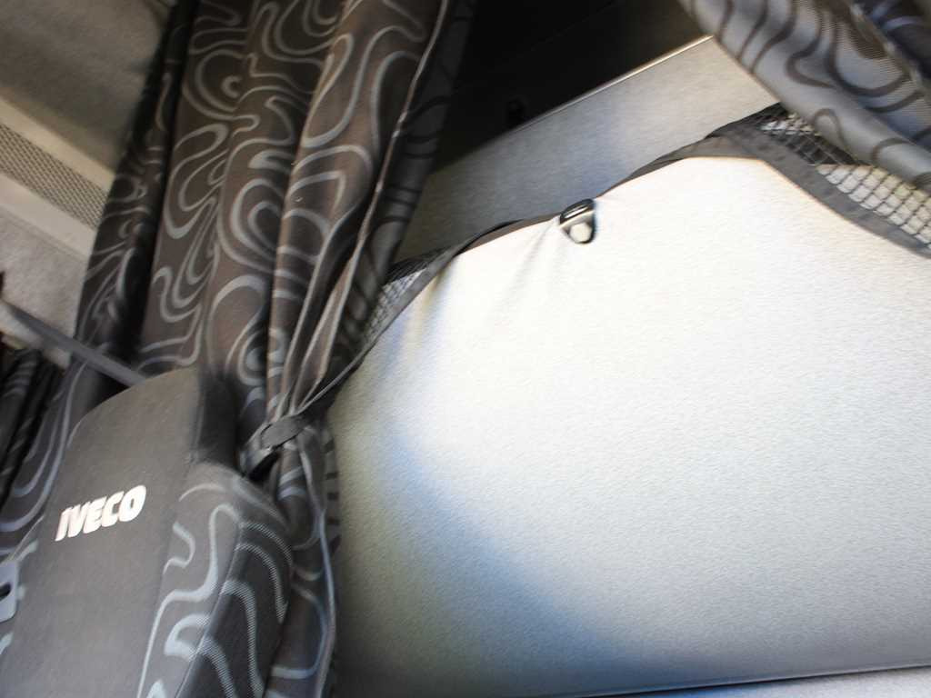 شاحنة ستارة Iveco EUROCARGO ML 75E18, EURO 5EEV, PNEU 90%, SIDE: صورة 12 شاحنة ستارة Iveco EUROCARGO ML 75E18, EURO 5EEV, PNEU 90%, SIDE: صورة 12