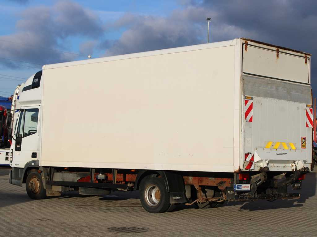 Iveco EUROCARGO ML75E17, HYDRAULIC FRONT, SLEEPING BODY - شاحنة مقفلة: صورة 5 Iveco EUROCARGO ML75E17, HYDRAULIC FRONT, SLEEPING BODY - شاحنة مقفلة: صورة 5