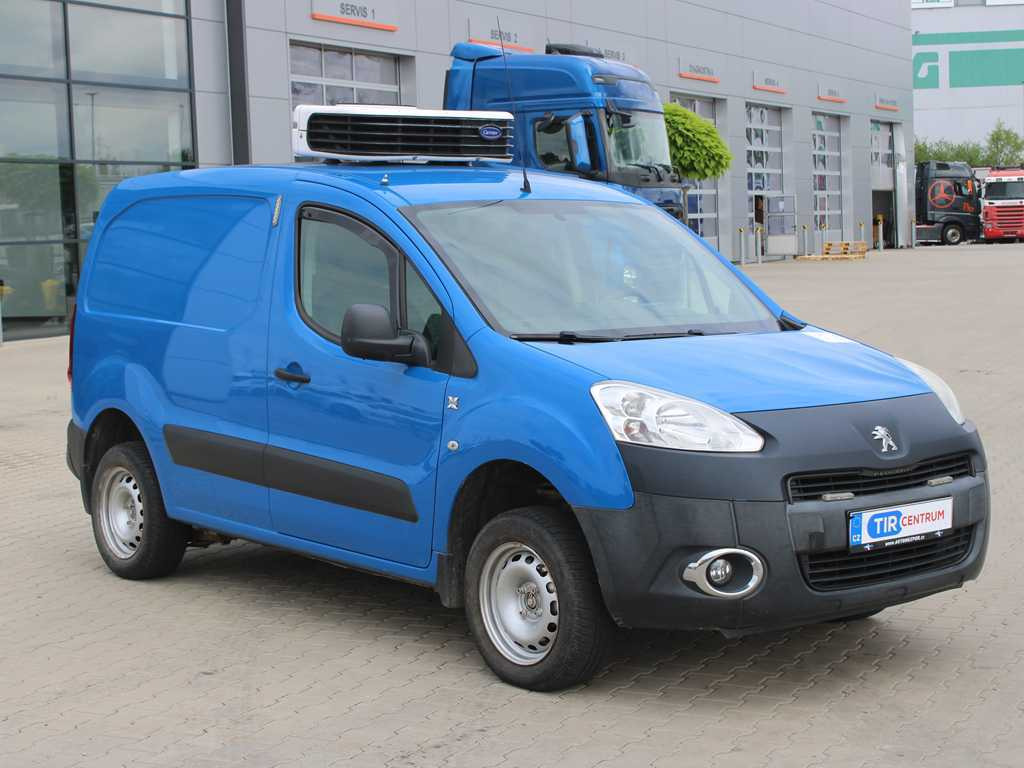 Peugeot PEUGEOT PARTNER, 4X4, CARRIER NEOS 100 - شاحنة مُبرّدة للتوصيل: صورة 3 Peugeot PEUGEOT PARTNER, 4X4, CARRIER NEOS 100 - شاحنة مُبرّدة للتوصيل: صورة 3