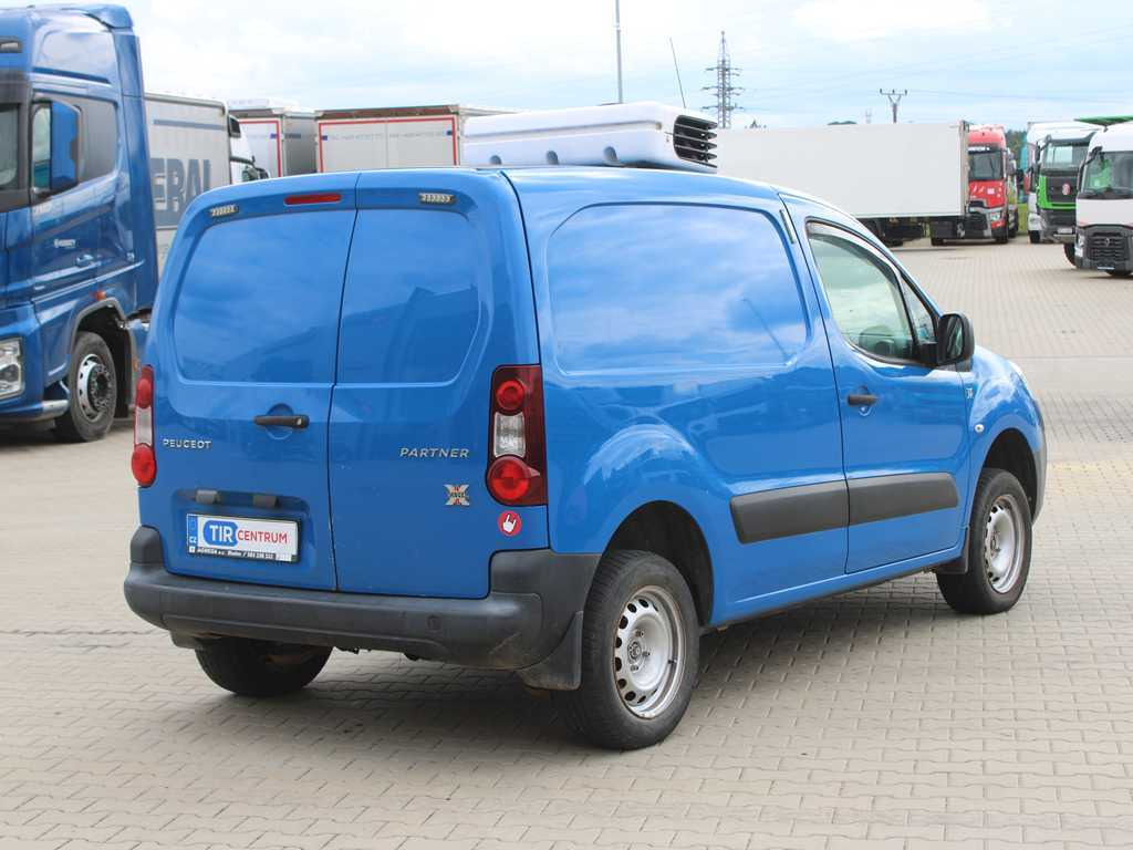 Peugeot PEUGEOT PARTNER, 4X4, CARRIER NEOS 100 - شاحنة مُبرّدة للتوصيل: صورة 4 Peugeot PEUGEOT PARTNER, 4X4, CARRIER NEOS 100 - شاحنة مُبرّدة للتوصيل: صورة 4