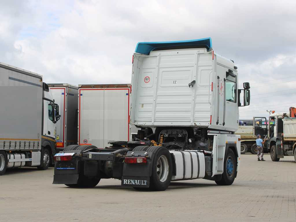 Renault MAGNUM 440.18, EURO 3 - وحدة جر: صورة 3 Renault MAGNUM 440.18, EURO 3 - وحدة جر: صورة 3