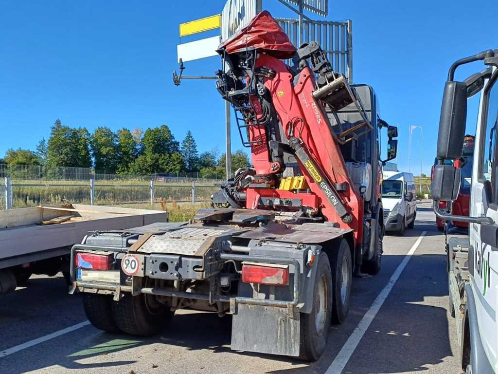 Scania R500, 6x6, RETARDER, OPTICRUISE, PALFINGER EPSILON S260Z96 - وحدة جر: صورة 4 Scania R500, 6x6, RETARDER, OPTICRUISE, PALFINGER EPSILON S260Z96 - وحدة جر: صورة 4