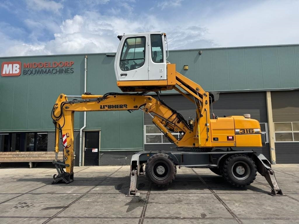 Liebherr A 316  - معالج النفايات: صورة 1 Liebherr A 316  - معالج النفايات: صورة 1
