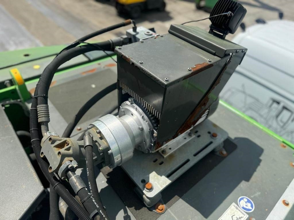 معالج النفايات Sennebogen 835M E: صورة 18