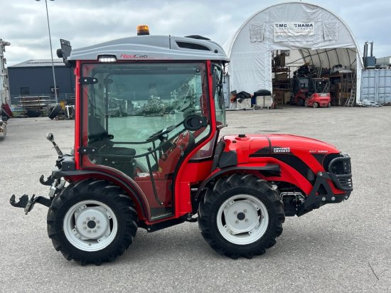 Antonio Carraro SRX 5800 TORA REDCAB, YANMAR; RADIO; KLIMA; RevGuide - جرار صغير: صورة 4 Antonio Carraro SRX 5800 TORA REDCAB, YANMAR; RADIO; KLIMA; RevGuide - جرار صغير: صورة 4