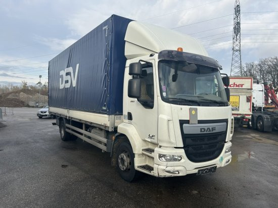 DAF LF 260 16 Tonner Plane mit LBW, Automatik, E6 - شاحنة ستارة: صورة 1 DAF LF 260 16 Tonner Plane mit LBW, Automatik, E6 - شاحنة ستارة: صورة 1