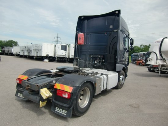DAF XF 460 SSC, Automatik, EURO6, Standklima Kipphydraulik - وحدة جر: صورة 4 DAF XF 460 SSC, Automatik, EURO6, Standklima Kipphydraulik - وحدة جر: صورة 4