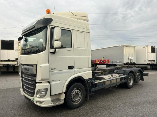 DAF XF 480 FAR BDF Euro 6 Liftachse, Retarder - شاحنات الحاويات / جسم علوي قابل للتغيير شاحنة: صورة 1 DAF XF 480 FAR BDF Euro 6 Liftachse, Retarder - شاحنات الحاويات / جسم علوي قابل للتغيير شاحنة: صورة 1