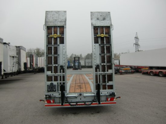 HUMBAUR HBTZ 217224 BS schräg Tandem-Tieflader Verzinkt, SAF-Achsen, - مقطورة مسطحة منخفضة: صورة 5 HUMBAUR HBTZ 217224 BS schräg Tandem-Tieflader Verzinkt, SAF-Achsen, - مقطورة مسطحة منخفضة: صورة 5
