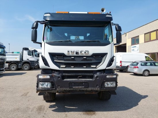 Iveco 8x4 Meiller Abroller, Automatik, E6, Retarder, - شاحنة ذات خطاف, شاحنة كرين: صورة 2 Iveco 8x4 Meiller Abroller, Automatik, E6, Retarder, - شاحنة ذات خطاف, شاحنة كرين: صورة 2