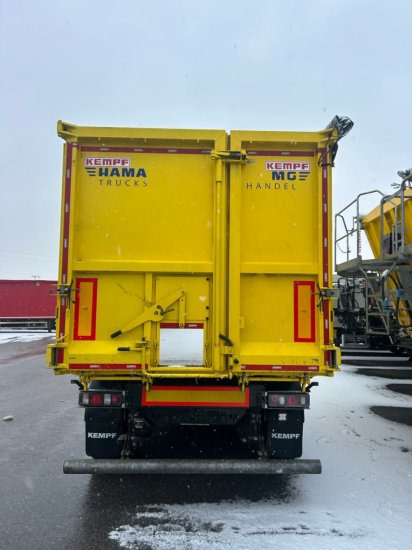 Kempf SKM 39 Alu-Kastenmulde 55m³ Rollplane - قلابة نصف مقطورة نصف مقطورة قلابة: صورة 4 Kempf SKM 39 Alu-Kastenmulde 55m³ Rollplane - قلابة نصف مقطورة نصف مقطورة قلابة: صورة 4