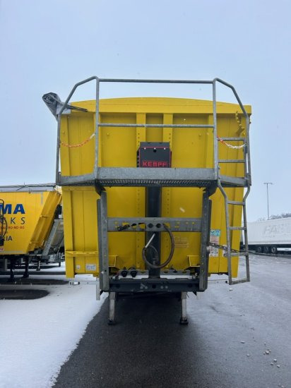 Kempf SKM 39 Alu-Kastenmulde 55m³ Rollplane - قلابة نصف مقطورة نصف مقطورة قلابة: صورة 2 Kempf SKM 39 Alu-Kastenmulde 55m³ Rollplane - قلابة نصف مقطورة نصف مقطورة قلابة: صورة 2