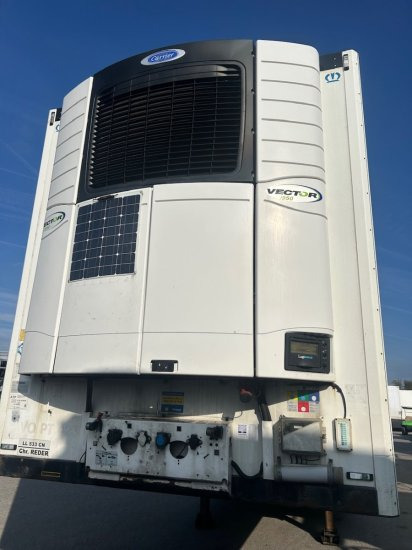 Krone SD Cool Liner, Carrier Vector 1950 - نصف مقطورة متساوي الحرارة: صورة 2 Krone SD Cool Liner, Carrier Vector 1950 - نصف مقطورة متساوي الحرارة: صورة 2