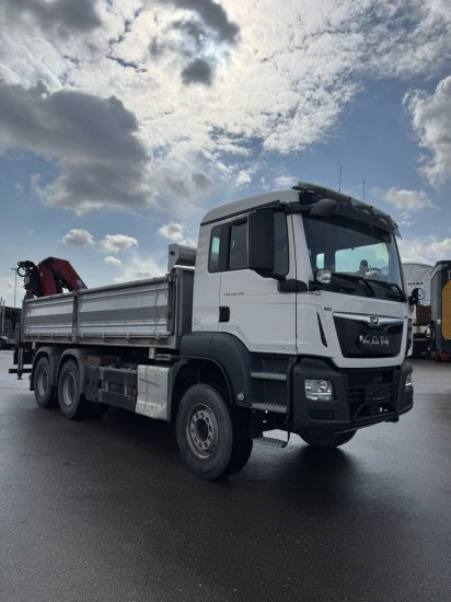 MAN TGS 26.430 6x4 3-Seitenkipper, HMF 2020K-RC Heckkran abnehmbar, - شاحنة قلاب, شاحنة كرين: صورة 3 MAN TGS 26.430 6x4 3-Seitenkipper, HMF 2020K-RC Heckkran abnehmbar, - شاحنة قلاب, شاحنة كرين: صورة 3