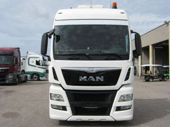 MAN TGX 18.440 XXL Low Deck, Retarder, Standklima, Euro 6, - وحدة جر: صورة 2 MAN TGX 18.440 XXL Low Deck, Retarder, Standklima, Euro 6, - وحدة جر: صورة 2