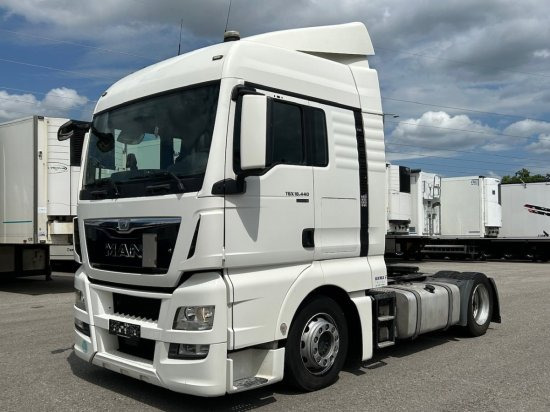 MAN TGX 18.440 XXL Low Deck, Retarder, Standklima, Euro 6, - وحدة جر: صورة 1 MAN TGX 18.440 XXL Low Deck, Retarder, Standklima, Euro 6, - وحدة جر: صورة 1