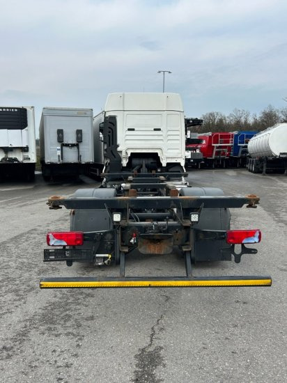 MAN TGX 18.460 XLX, 4x2, Euro 6, Standklima - شاحنات الحاويات / جسم علوي قابل للتغيير شاحنة: صورة 5 MAN TGX 18.460 XLX, 4x2, Euro 6, Standklima - شاحنات الحاويات / جسم علوي قابل للتغيير شاحنة: صورة 5