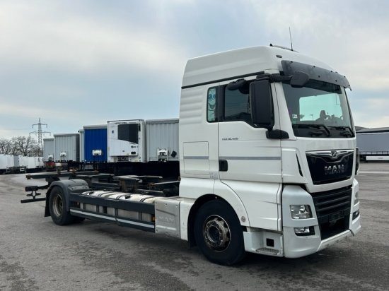 MAN TGX 18.460 XLX, 4x2, Euro 6, Standklima - شاحنات الحاويات / جسم علوي قابل للتغيير شاحنة: صورة 3 MAN TGX 18.460 XLX, 4x2, Euro 6, Standklima - شاحنات الحاويات / جسم علوي قابل للتغيير شاحنة: صورة 3