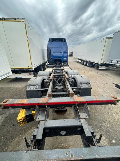 MAN TGX 26.440 XLX 6x2 Liftachse, Euro 6, Motorschaden - شاحنات الحاويات / جسم علوي قابل للتغيير شاحنة: صورة 3 MAN TGX 26.440 XLX 6x2 Liftachse, Euro 6, Motorschaden - شاحنات الحاويات / جسم علوي قابل للتغيير شاحنة: صورة 3