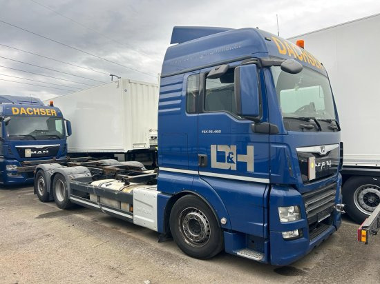 MAN TGX 26.440 XLX 6x2 Liftachse, Euro 6, Motorschaden - شاحنات الحاويات / جسم علوي قابل للتغيير شاحنة: صورة 1 MAN TGX 26.440 XLX 6x2 Liftachse, Euro 6, Motorschaden - شاحنات الحاويات / جسم علوي قابل للتغيير شاحنة: صورة 1