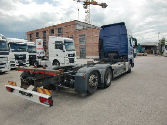 MAN TGX 26.440 XXL 6x2 Liftachse Euro 6 - شاحنات الحاويات / جسم علوي قابل للتغيير شاحنة: صورة 4 MAN TGX 26.440 XXL 6x2 Liftachse Euro 6 - شاحنات الحاويات / جسم علوي قابل للتغيير شاحنة: صورة 4