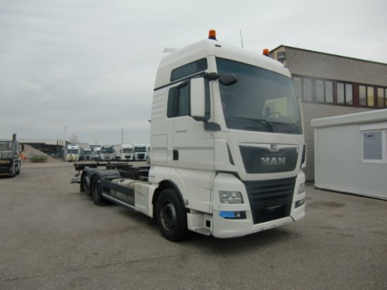 MAN TGX 26.460 XXL 6x2 Liftachse Euro 6 Unterfaltbühne - شاحنات الحاويات / جسم علوي قابل للتغيير شاحنة: صورة 3 MAN TGX 26.460 XXL 6x2 Liftachse Euro 6 Unterfaltbühne - شاحنات الحاويات / جسم علوي قابل للتغيير شاحنة: صورة 3