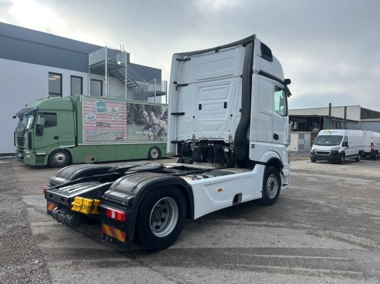 Mercedes-Benz 1851 Gigaspace, Retarder, Mirror-Cam, E6 - وحدة جر: صورة 4 Mercedes-Benz 1851 Gigaspace, Retarder, Mirror-Cam, E6 - وحدة جر: صورة 4