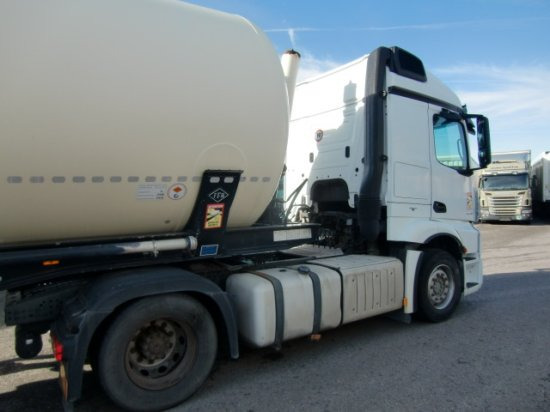 Mercedes-Benz Actros 1845, MP4 - وحدة جر: صورة 4 Mercedes-Benz Actros 1845, MP4 - وحدة جر: صورة 4