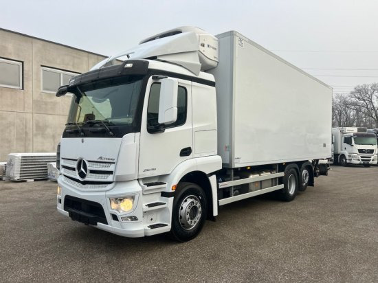 Mercedes-Benz Actros 2546, Euro6, Thermoking T 1000R, LBW-BÄR, Liftachse - شاحنة الفريزر: صورة 3 Mercedes-Benz Actros 2546, Euro6, Thermoking T 1000R, LBW-BÄR, Liftachse - شاحنة الفريزر: صورة 3