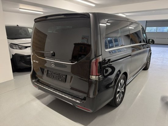 Mercedes-Benz EQV 300 AVANTGARDE, Lang , 7 Sitzer - سيارة: صورة 4 Mercedes-Benz EQV 300 AVANTGARDE, Lang , 7 Sitzer - سيارة: صورة 4