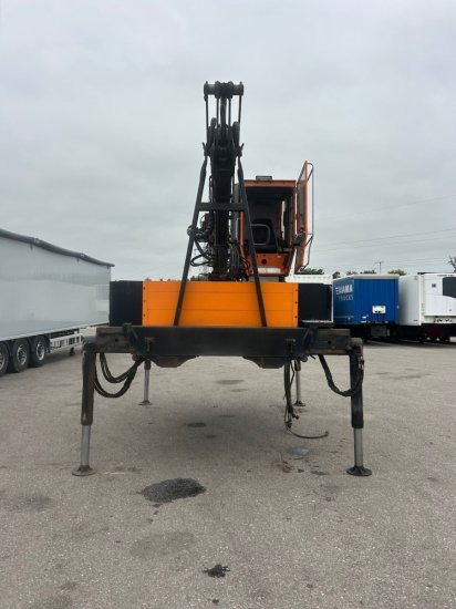 Plateau-Wechselpritsche mit Loglift 140S inkl. Rotator und Greifer - مقطورة نقل الحاويات: صورة 2 Plateau-Wechselpritsche mit Loglift 140S inkl. Rotator und Greifer - مقطورة نقل الحاويات: صورة 2