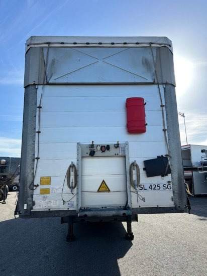 Schmitz SCB S3T, Varios, Liftachse, Edscha-Verdeck, - نصف مقطورة ستارة: صورة 2 Schmitz SCB S3T, Varios, Liftachse, Edscha-Verdeck, - نصف مقطورة ستارة: صورة 2