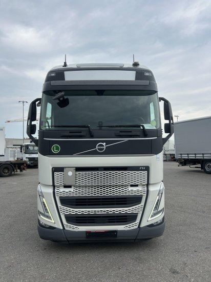 Volvo FH 500 EURO 6, I-Shift, Globetrotter, Standklima - وحدة جر: صورة 2 Volvo FH 500 EURO 6, I-Shift, Globetrotter, Standklima - وحدة جر: صورة 2