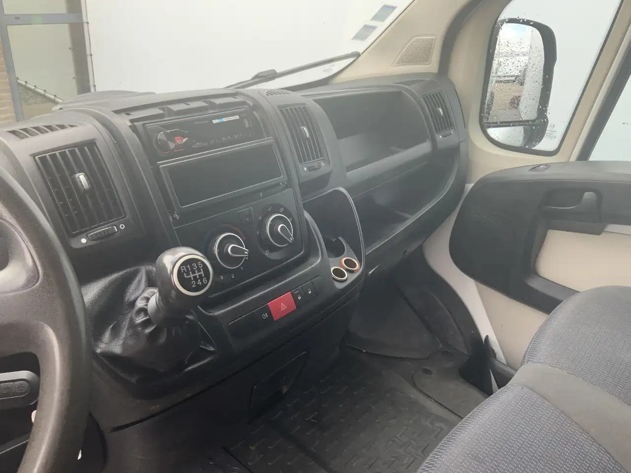 Citroen Jumper 35 2.2 HDI L4H3 Maxi (motor lampje brand !!) Airco - فان: صورة 5 Citroen Jumper 35 2.2 HDI L4H3 Maxi (motor lampje brand !!) Airco - فان: صورة 5