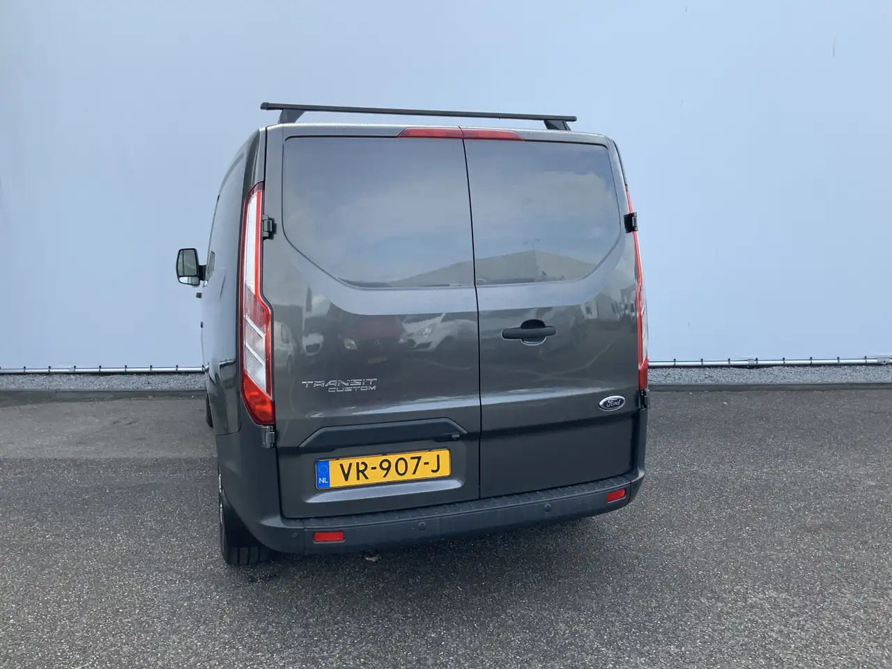 Ford Transit Custom 270 2.2 TDCI L1H1 Trend Airco Camera Cruise Dakdra - فان: صورة 2 Ford Transit Custom 270 2.2 TDCI L1H1 Trend Airco Camera Cruise Dakdra - فان: صورة 2