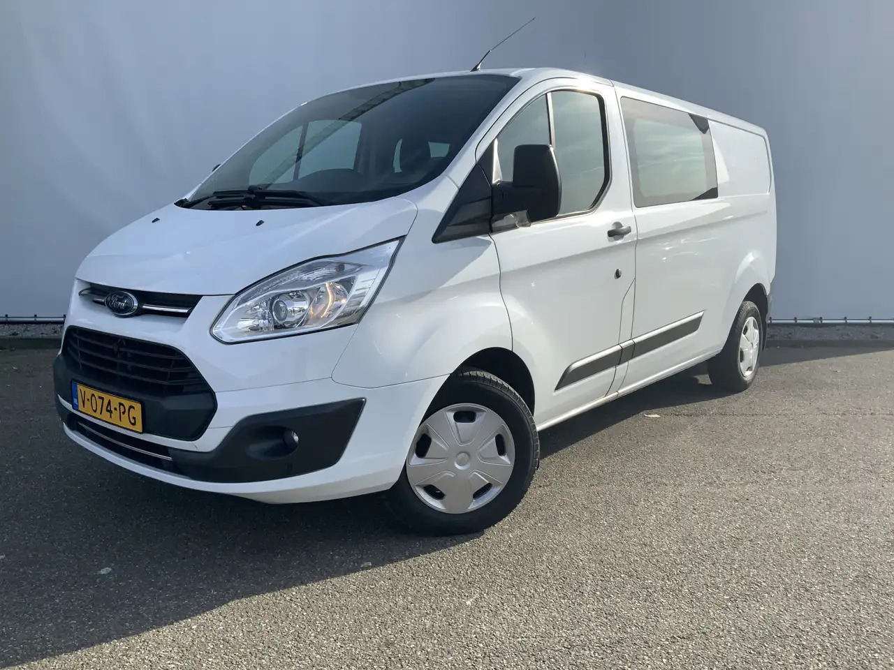 Ford Transit Custom 290 2.0 TDCI L2H1 6 Zits Trend DC Airco Cruise Tre - الشاحنات الصغيرة كابينة مزدوجة: صورة 1 Ford Transit Custom 290 2.0 TDCI L2H1 6 Zits Trend DC Airco Cruise Tre - الشاحنات الصغيرة كابينة مزدوجة: صورة 1