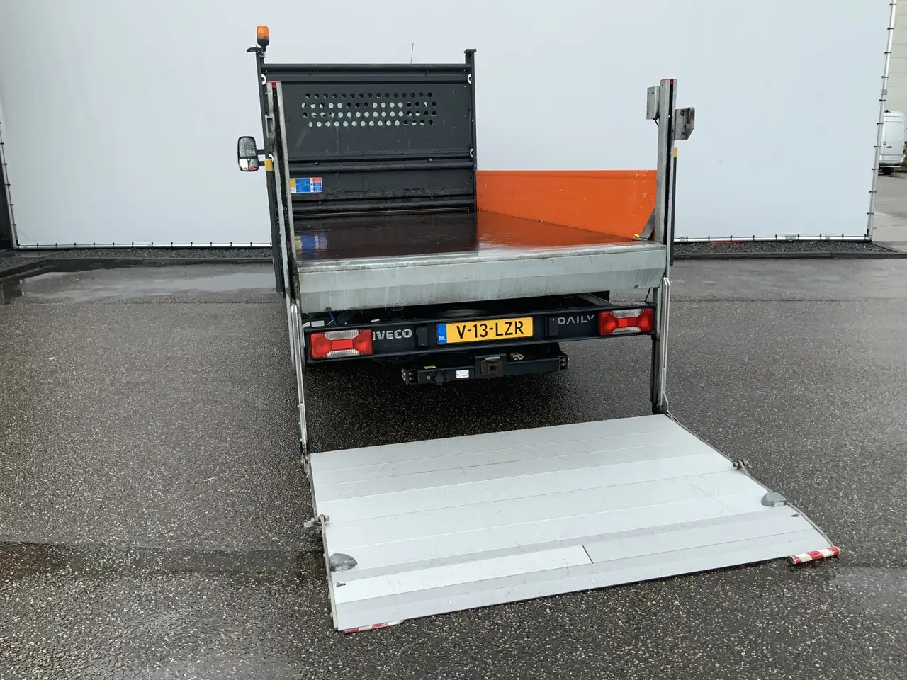 Iveco Daily 35C14 2.3 375 Pick Up & LaadLift Airco Navi Trekha - شاحنة مفتوحة: صورة 4 Iveco Daily 35C14 2.3 375 Pick Up & LaadLift Airco Navi Trekha - شاحنة مفتوحة: صورة 4