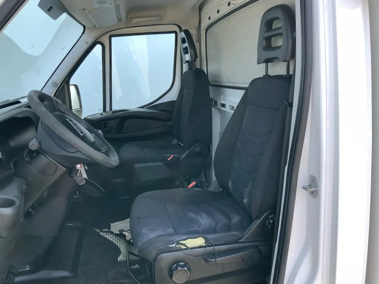 Iveco Daily 35S12 2.3 345 EURO 6 vrieswagen -40 C ijsauto Bakm - شاحنة مُبرّدة للتوصيل: صورة 4 Iveco Daily 35S12 2.3 345 EURO 6 vrieswagen -40 C ijsauto Bakm - شاحنة مُبرّدة للتوصيل: صورة 4