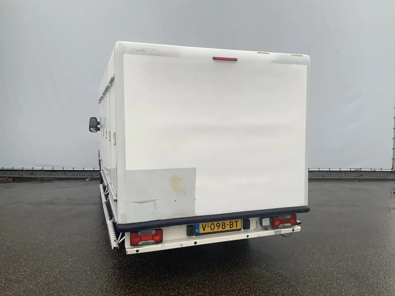 Iveco Daily 35S12 2.3 345 VriesAuto 10 deuren _40 gr onder 0, - شاحنة مُبرّدة للتوصيل: صورة 2 Iveco Daily 35S12 2.3 345 VriesAuto 10 deuren _40 gr onder 0, - شاحنة مُبرّدة للتوصيل: صورة 2