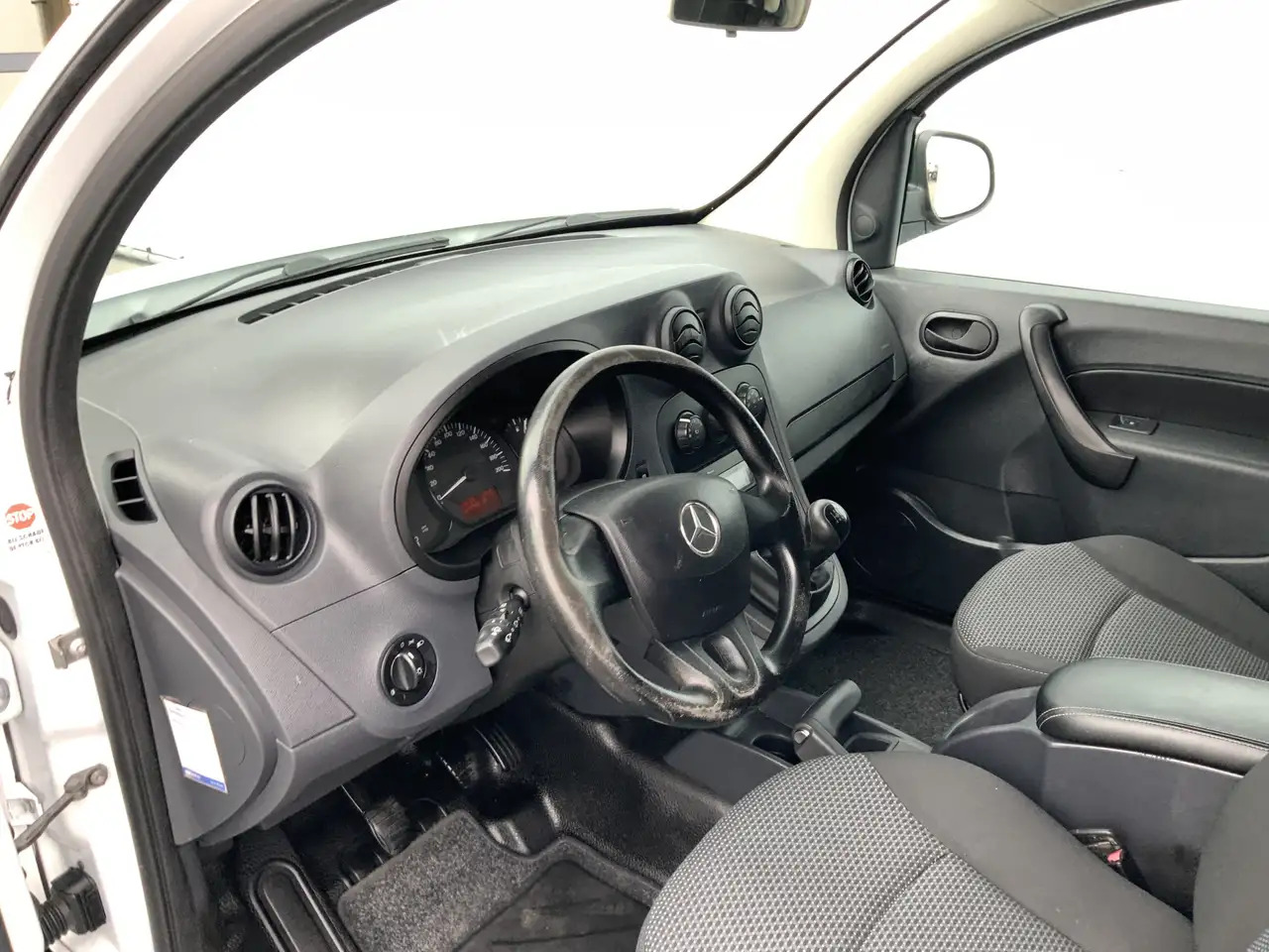 Mercedes-Benz Citan 109 CDI BlueEFFICIENCY Airco Alu Velg Trekhaak 105 - فان المدمجة: صورة 5 Mercedes-Benz Citan 109 CDI BlueEFFICIENCY Airco Alu Velg Trekhaak 105 - فان المدمجة: صورة 5
