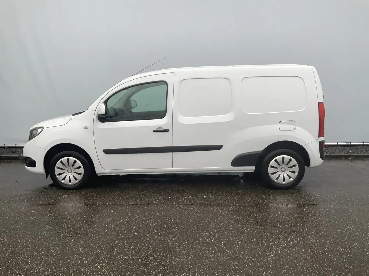 Mercedes-Benz Citan 109 CDI BlueEFFICIENCY Extra Lang Maxi Airco Euro - فان المدمجة: صورة 3 Mercedes-Benz Citan 109 CDI BlueEFFICIENCY Extra Lang Maxi Airco Euro - فان المدمجة: صورة 3